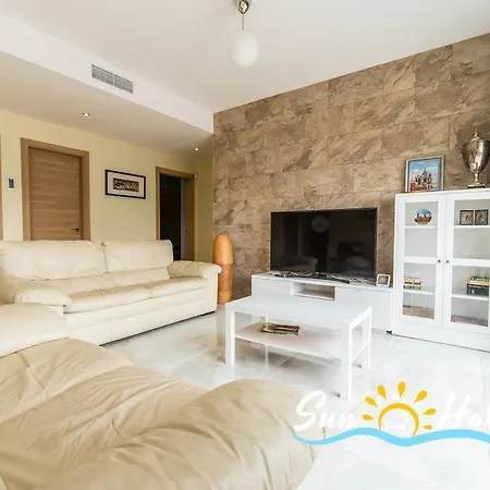 Villa Moderna Elvira *